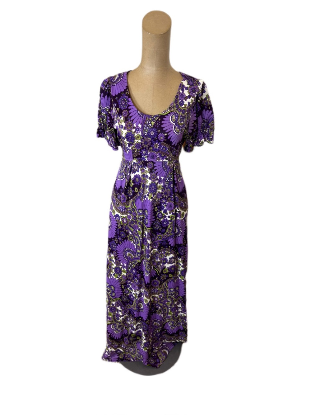 Vintage 1960s/70s Purple & Green Groovy Floral Dress Size 11